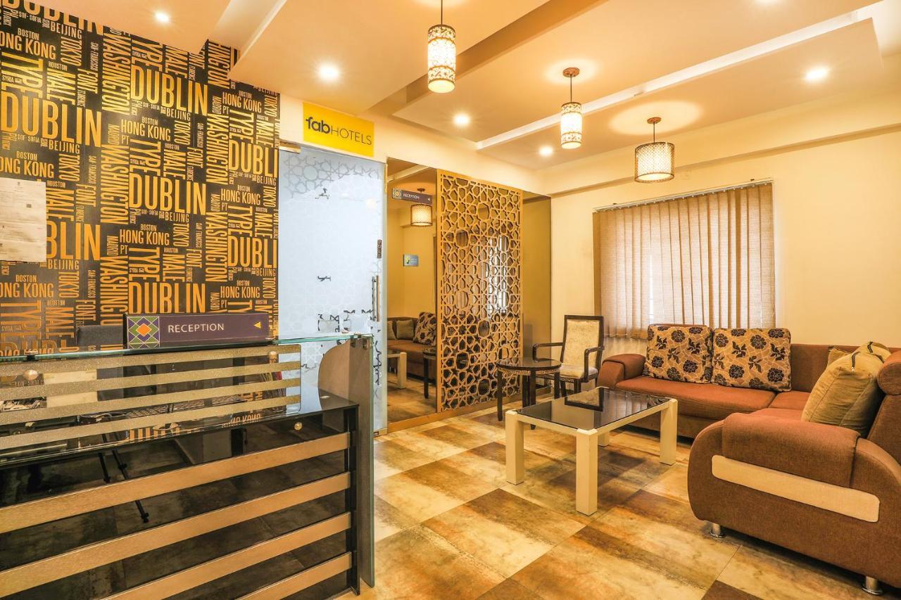 Fabhotel Frazer Suites - Nr Bangalore Cantt Railway Station Esterno foto
